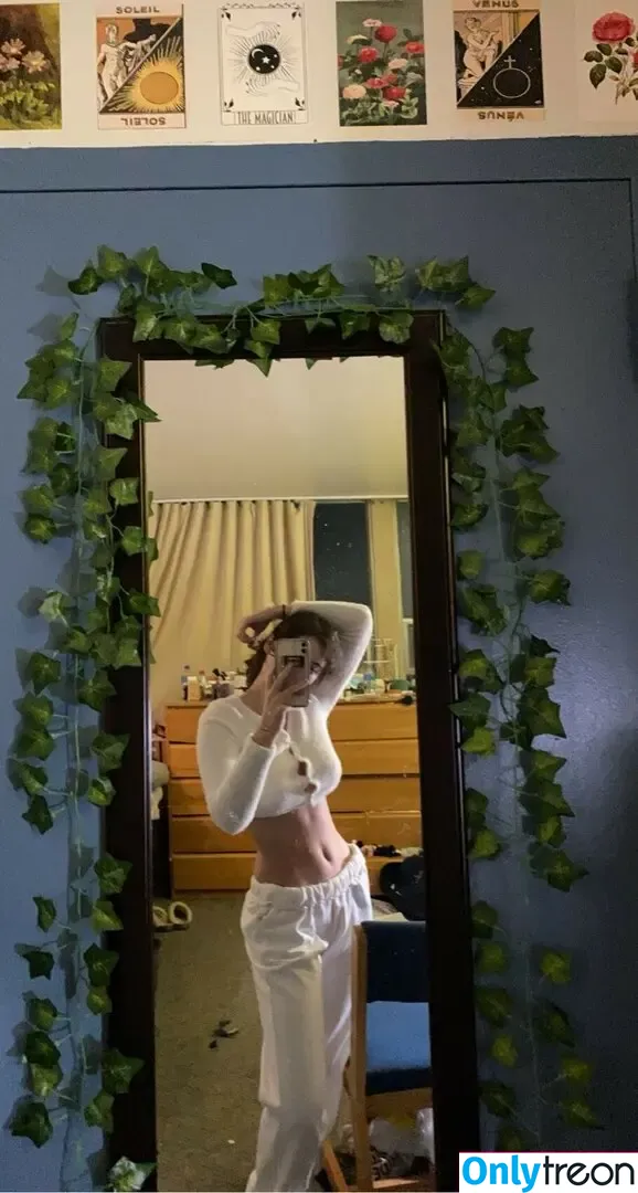 Hotblockchain / Emily Cocea / cryptobaddie1 nude photo #0060 (Hotblockchain)