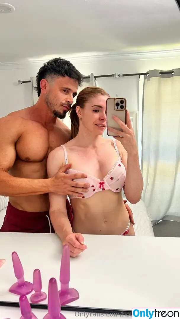 hotcoupleonshow голая photo #0015 (hotcoupleonshow)