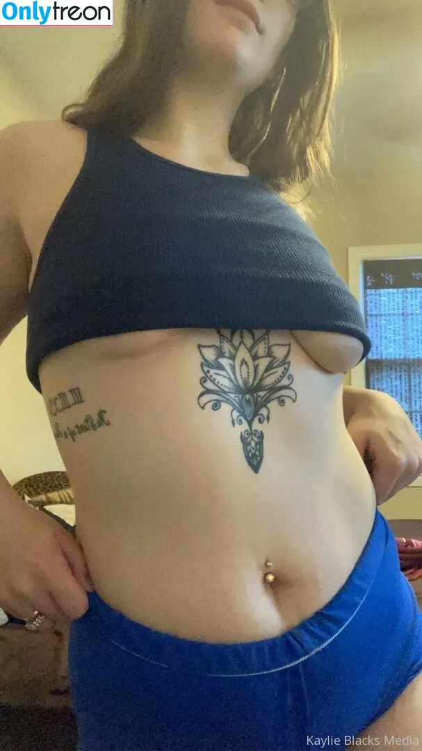 hotwife_kaylieblacks nude photo #0002 (kk_the_kiwi)