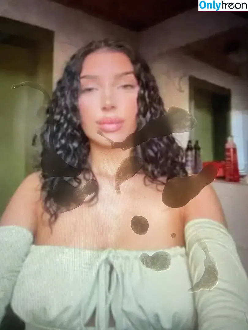 Houda Sanchez nude photo #0068 (Houda Sanchez)