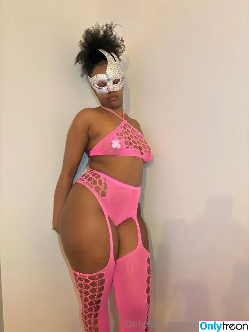 Hourglassebony23 nude photo #0050 (hourglassebony_)