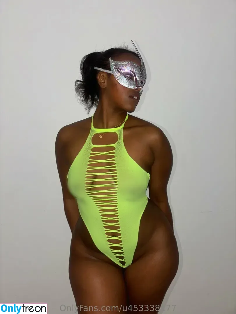 Hourglassebony23 nude photo #0072 (hourglassebony_)