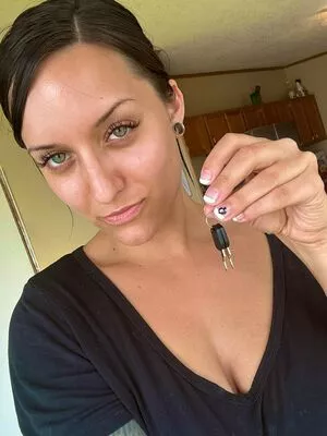 Houston Hotwife / Alyx_Urie / CheatOnHim99 / backshotbarbie96 / iammiyahouston nude photo #0001