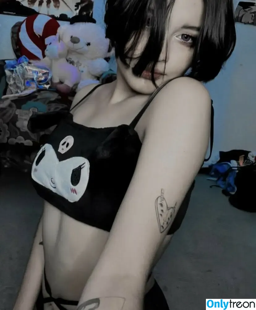 http.hiriko nude photo #0012 (http.hiriko)