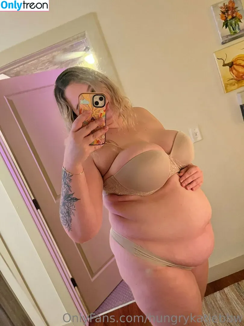 hungrykatiebbw nude photo #0008 (hungrykatie)