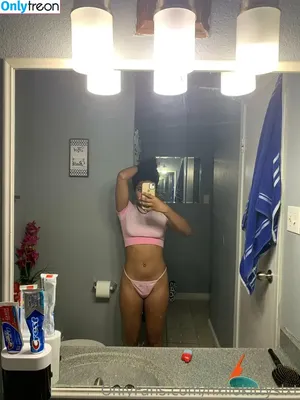 Hxllokittyslxt /  / Hxllokittyslut / Suckoncherry nude photo #0013