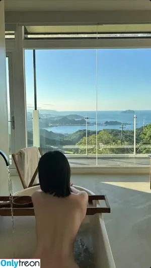 Hyerininng / 혜린 nude photo #0025