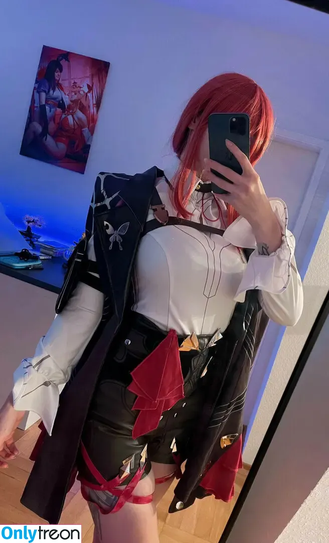 Hylishia nude photo #0001 (Lena / asuna / himissalisha / hyrjar)