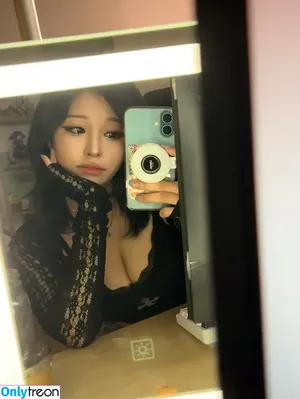 Hyoon / Aikuros фото голая #0323