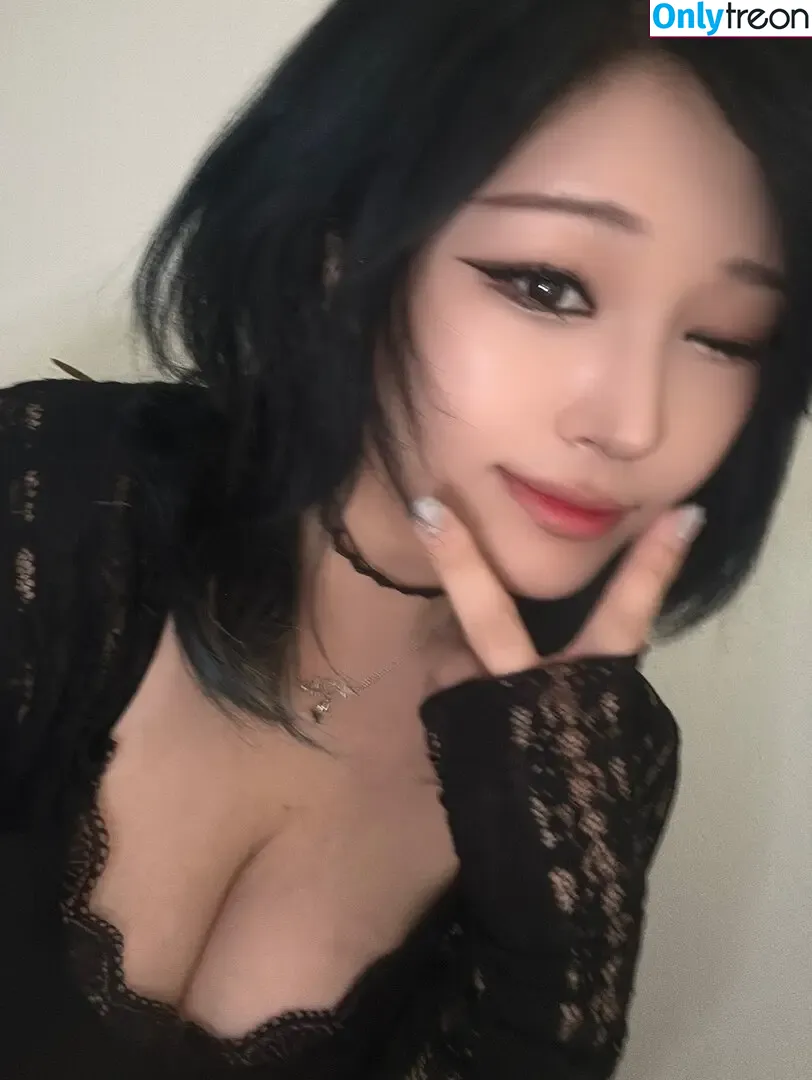 Hyoon голая photo #0325 (Aikuros)