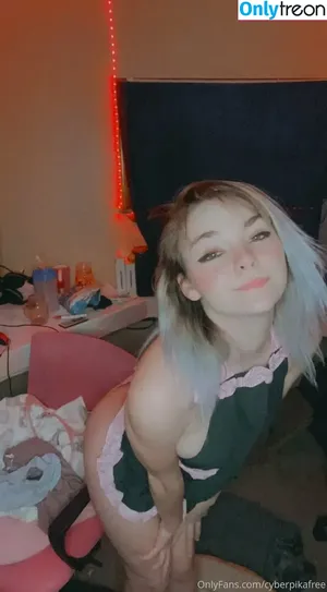 nude photo #0005