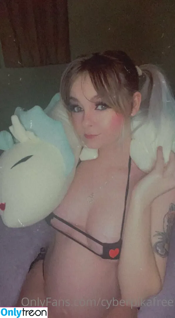 hyperbabecyber голая photo #0023 (hyperbabecyber)
