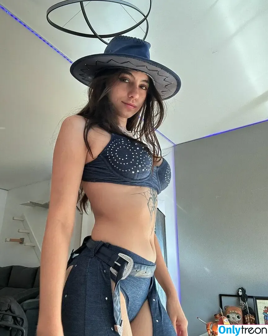iaaras2 nude photo #0147 (Agueda Correa / Fake / iaara_182 / iaaras)