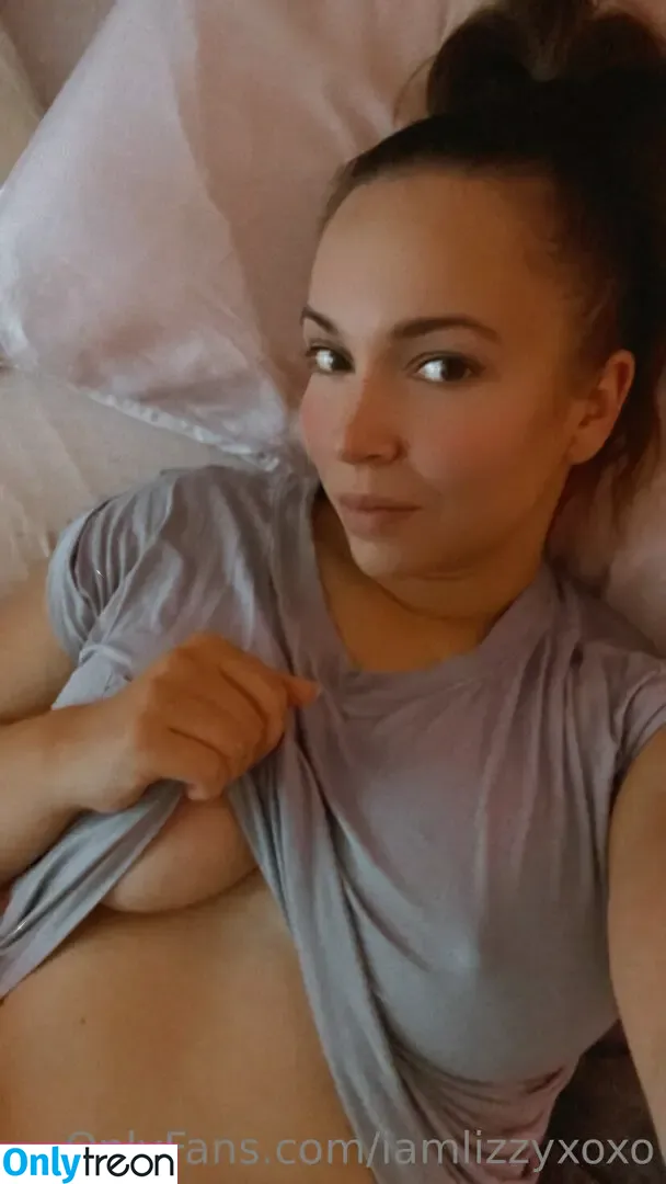 iamlizzyxoxo nude photo #0007 (lizzyvalentinexoxo)