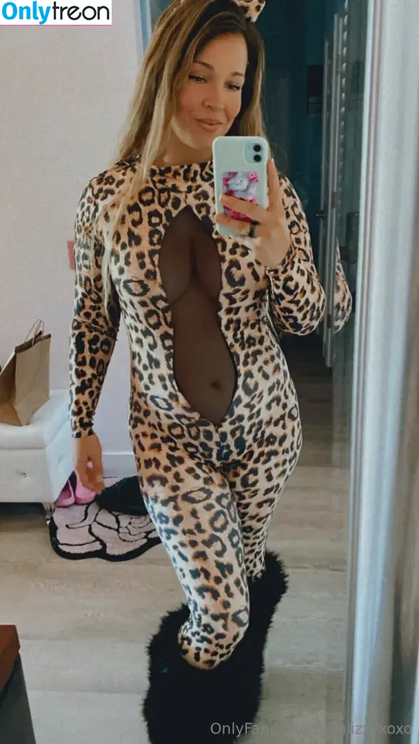 iamlizzyxoxo nude photo #0078 (lizzyvalentinexoxo)