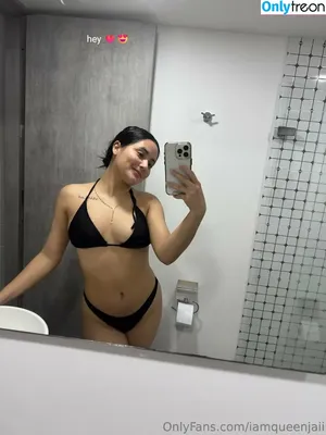 iamqueenjaii / iamqueenolizia nude photo #1004
