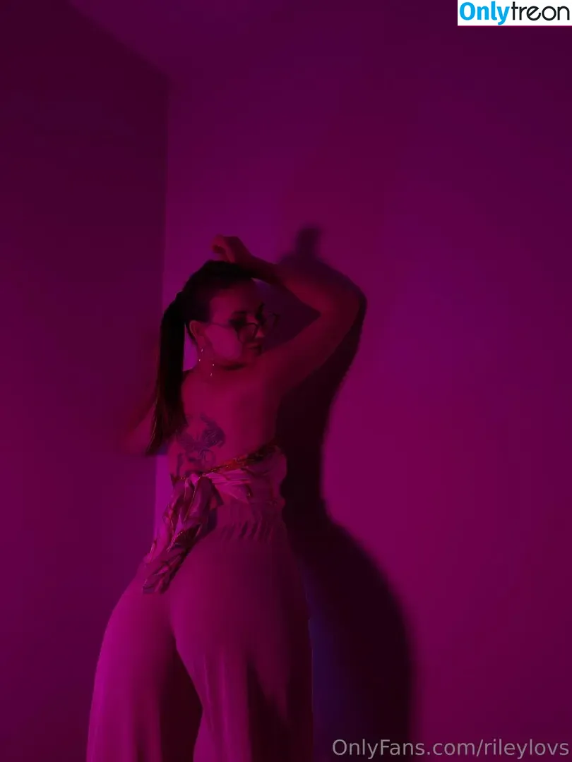 iamrileygrey nude photo #0032 (iamriley4)