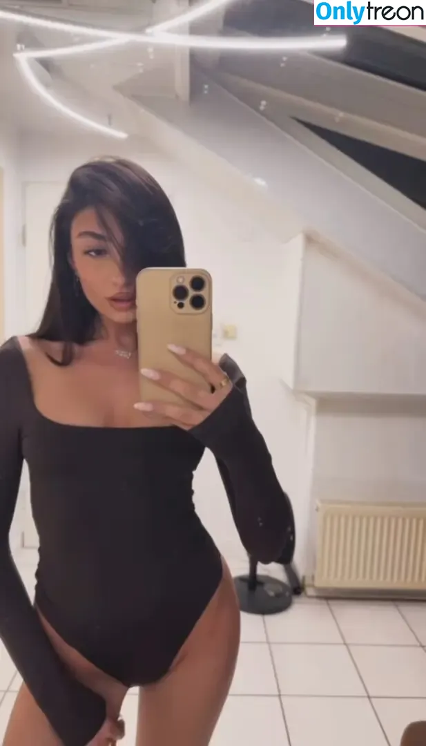 iamrufeida nude photo #0084 (iamrufeida)