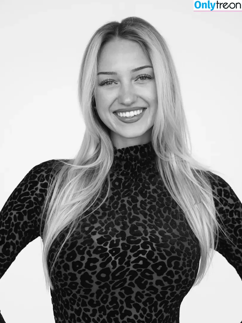 iamsydneythomas голая photo #0525 (Sydney Thomas / _ssydneythomas)