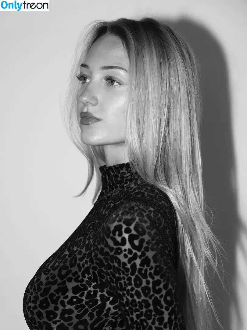 iamsydneythomas голая photo #0526 (Sydney Thomas / _ssydneythomas)