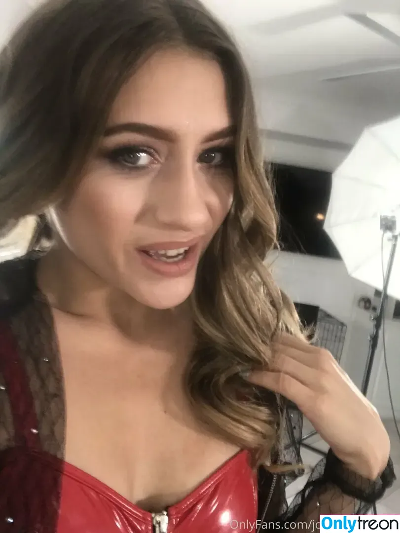 iamtherebellynn nude photo #0042 (iamtherebellynn)