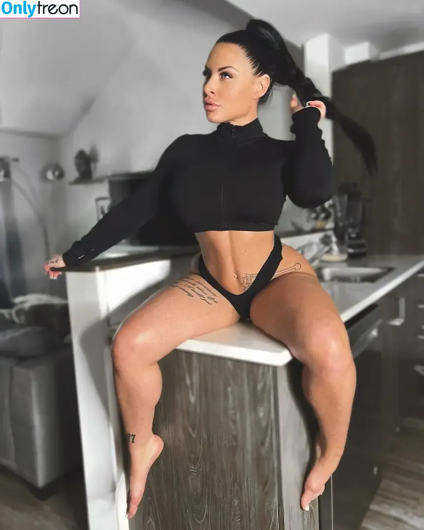 iamthicknfit nude photo #0016 (thiiiicknfitchick)