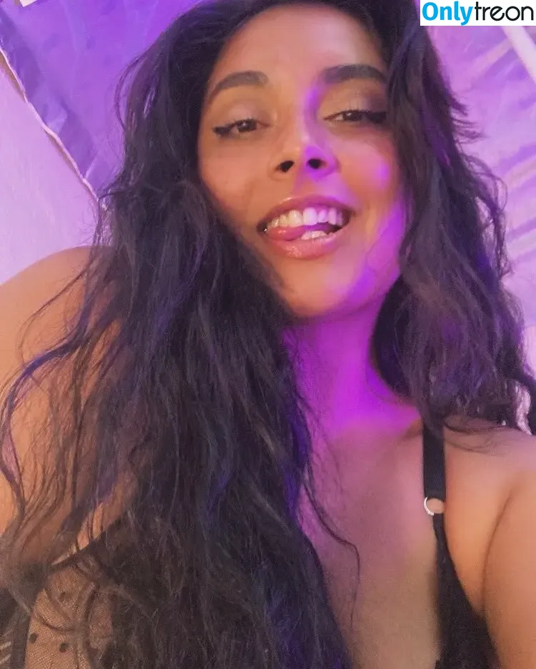 Iara Sanchez nude photo #0003 (Iara Argentina / iaraargentina)