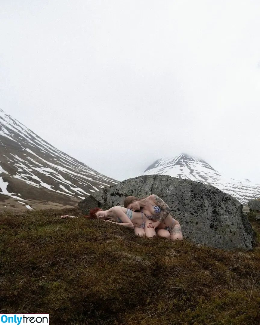 Icelandic Selkie nude photo #0665 (icelandicselkie / realmofhel.free)