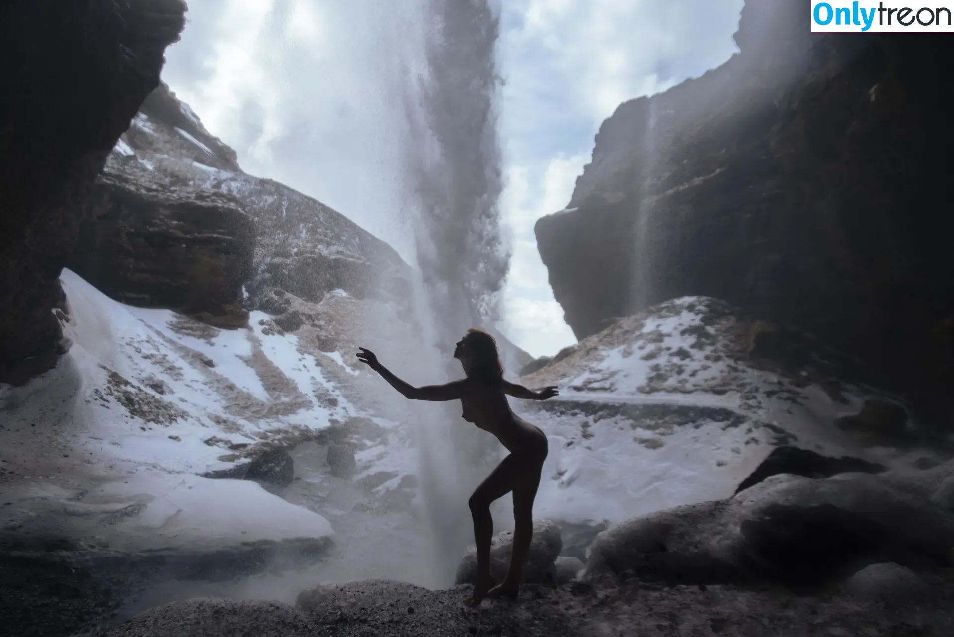 Icelandic Selkie nude photo #0729 (icelandicselkie / realmofhel.free)