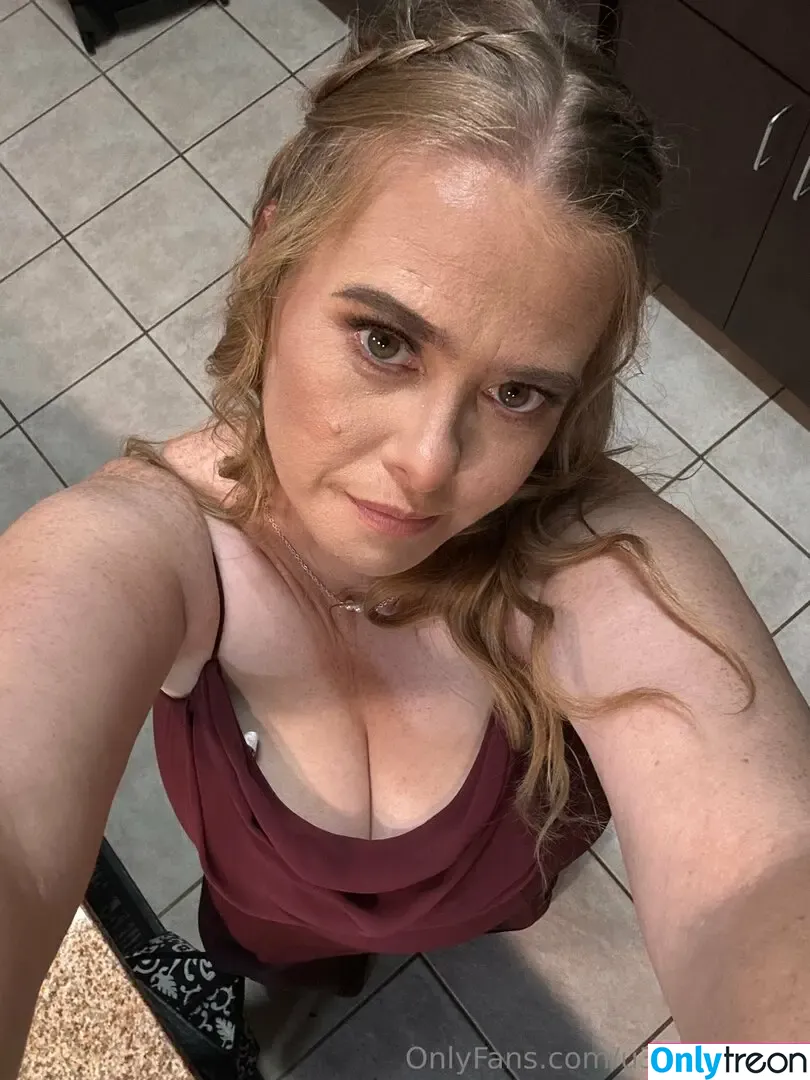 icequeen6235 nude photo #0012 (the_icequeenvibes)