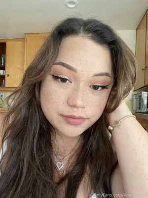 icygrljustice / baybaejustice nude photo #0139