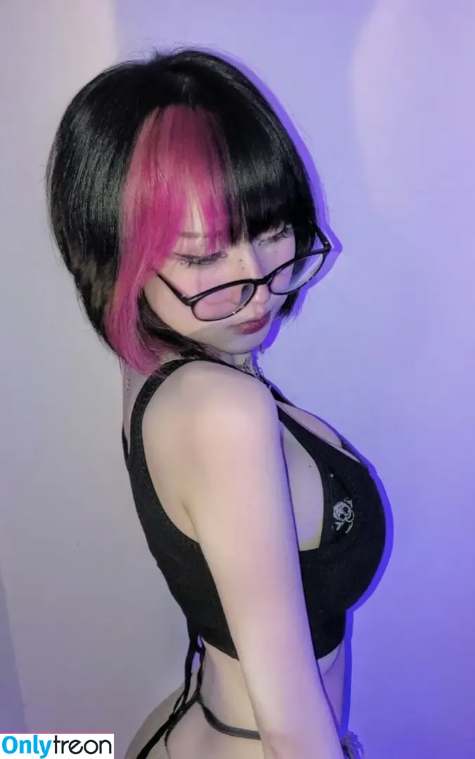 idontwannabeyouanymore nude photo #0024 (idontwannabeyouanymore.u)