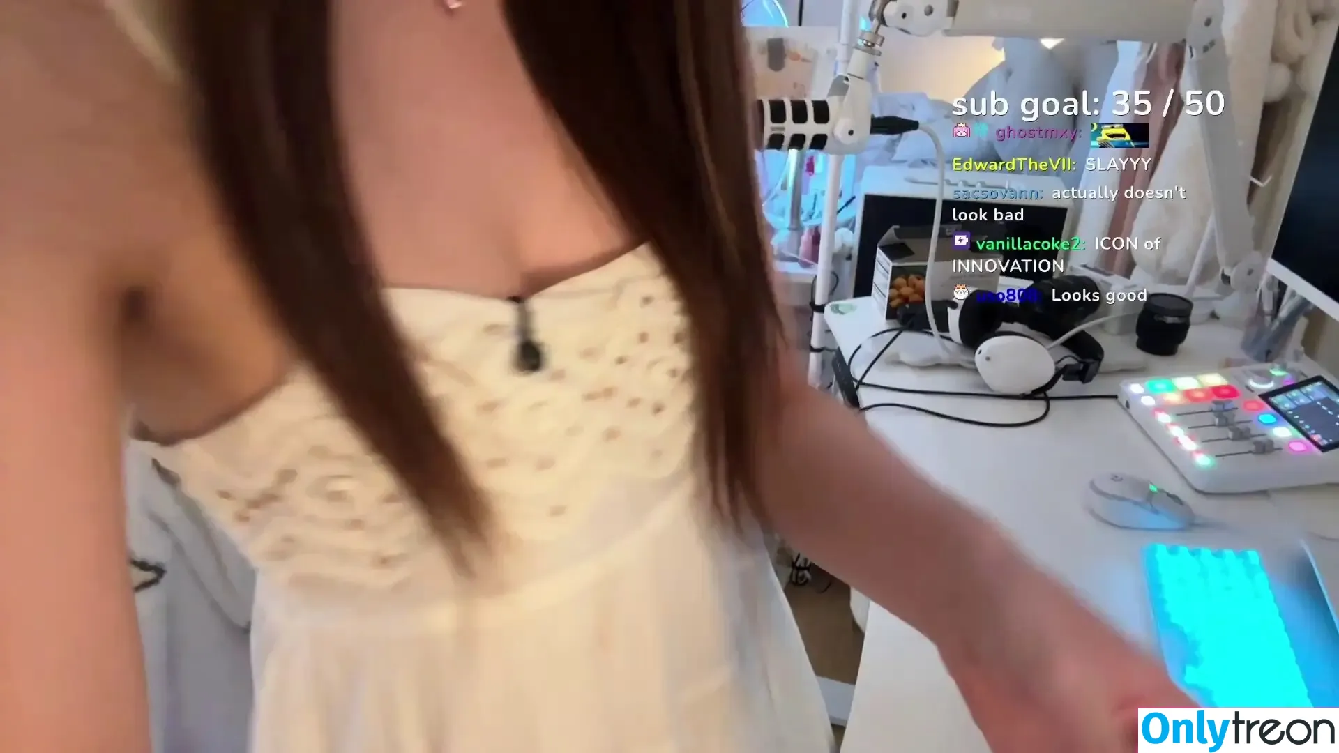 igumdrop голая photo #1477 (Jaime)