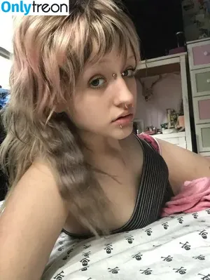 ihatemollli / sexycreolyta nude photo #0007