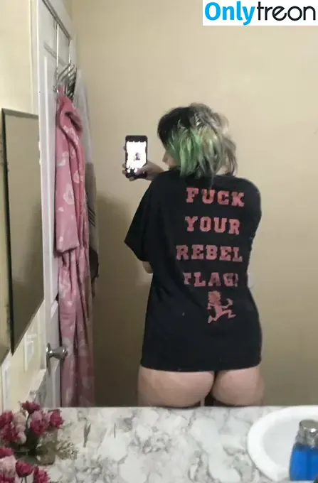 ihatemollli nude photo #0001 (sexycreolyta)