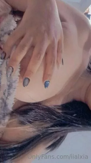 iialxia / iialexia._.slimesii nude photo #0007