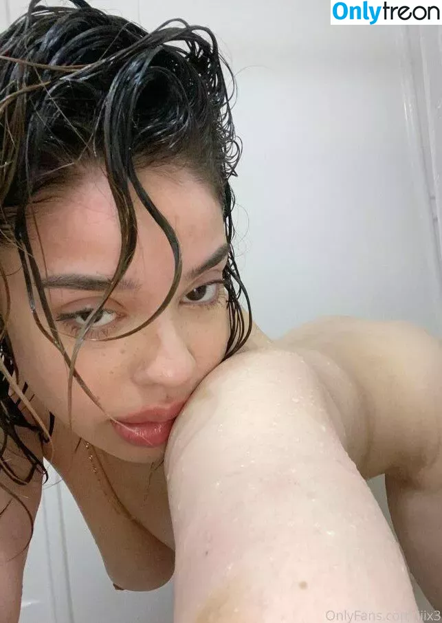 iiiix3 nude photo #0009 (iiiix3_ / iiix3)