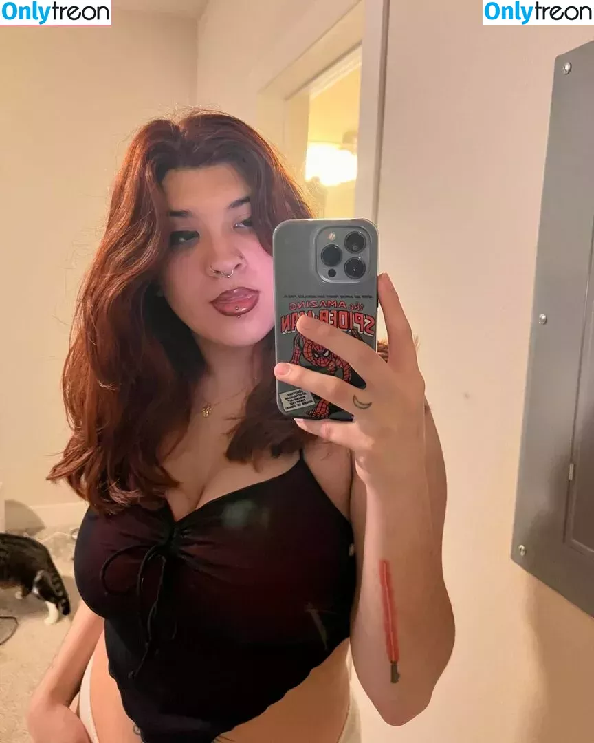 IiIjiggles голая photo #0112 (idali.guebara18 / jigglesssss / peachyidali)