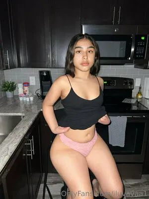 Iiluvava_ / Isabelapremium3 / iluvavaa1 nude photo #0025
