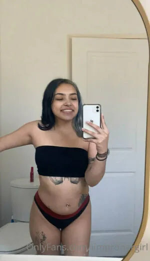 iimpropergirl / girl_irl nude photo #0015