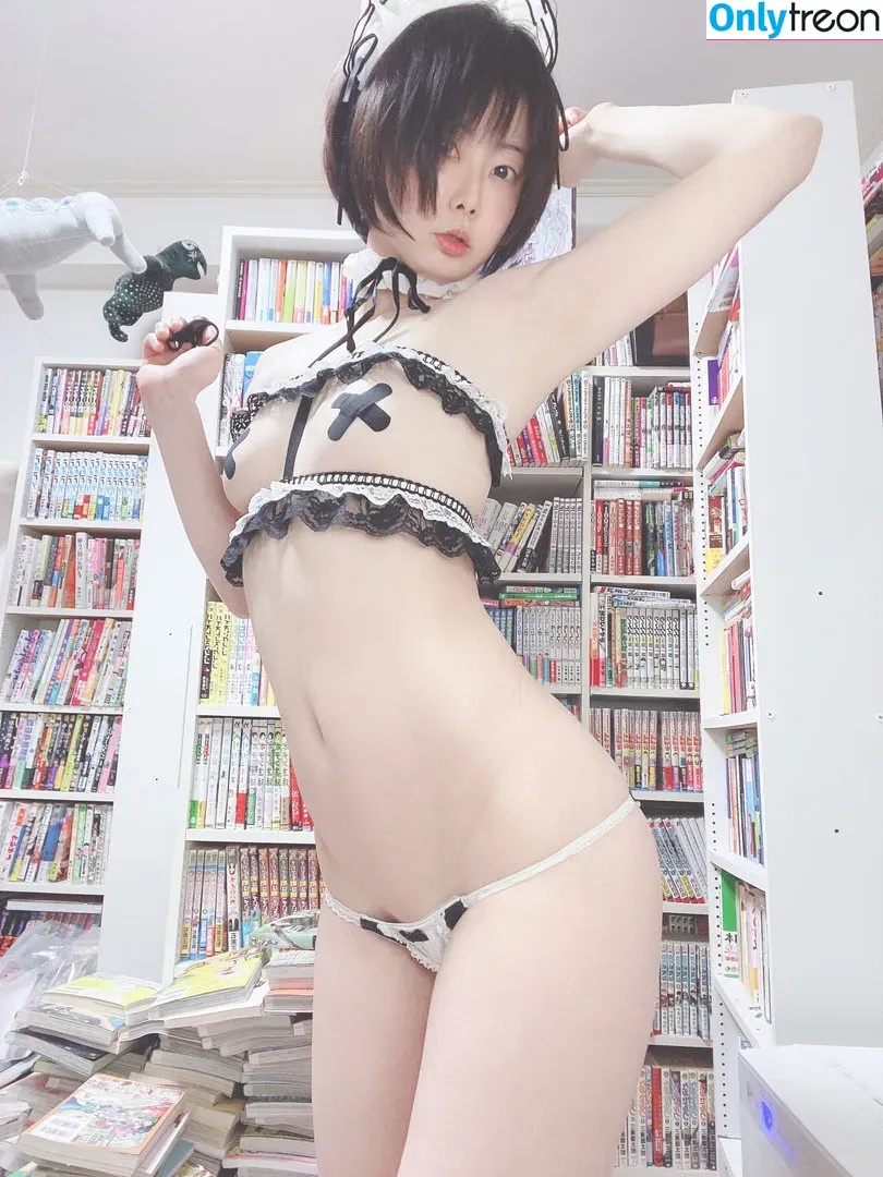 Iiniku Ushijima nude photo #0025 (prdtrt_shop)