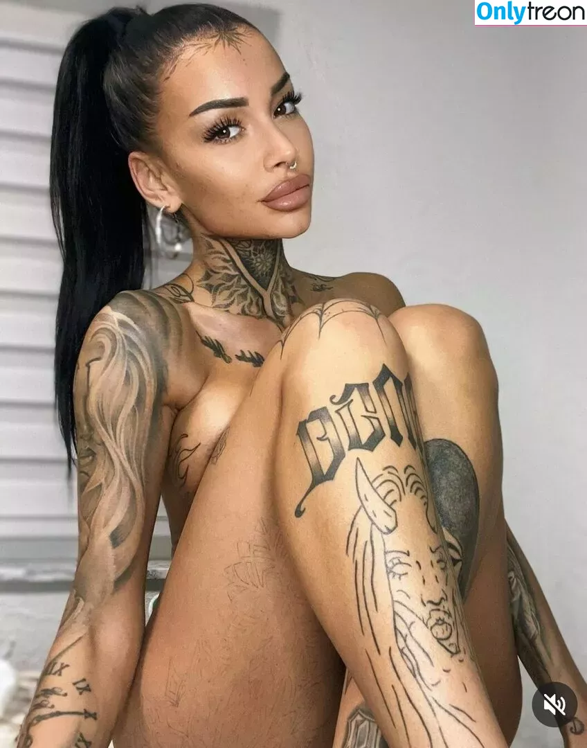 Iinkiira nude photo #0001 (Iinkiira)