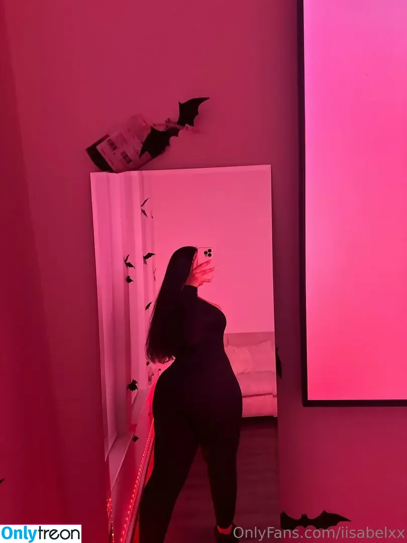iisabelxx nude photo #0026 (_isabelxx)