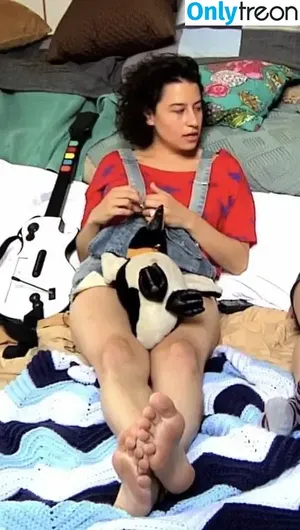 Ilana Glazer / ilana nude photo #0099