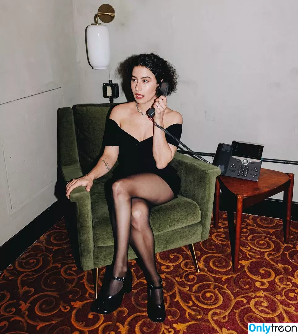 Ilana Glazer голая photo #0048 (ilana)