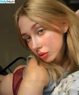 illbitu / Angelica / stories nude photo #0021