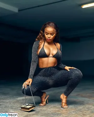 ilovekhanya / Khanya Mkangisa nude photo #0018