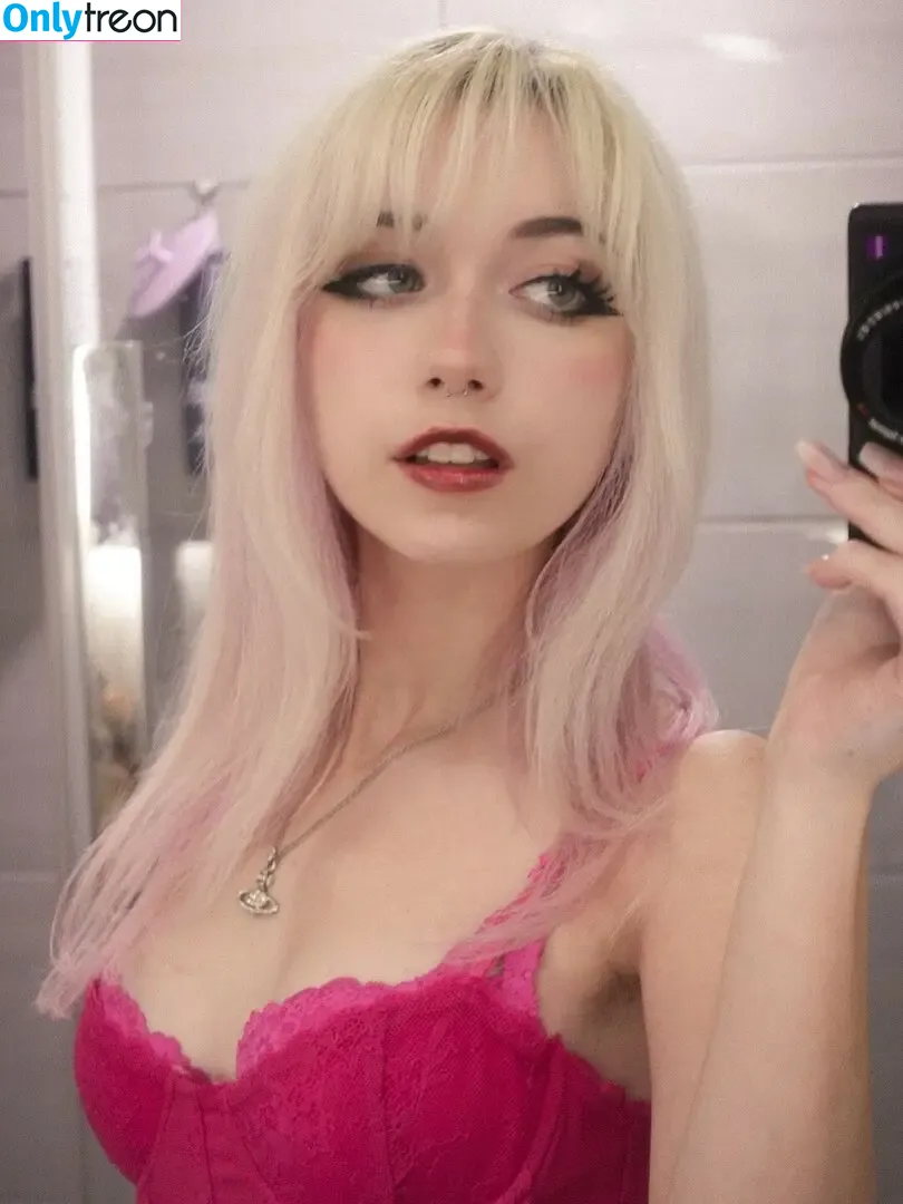 Iluvmeww nude photo #0722 (iluvmey)