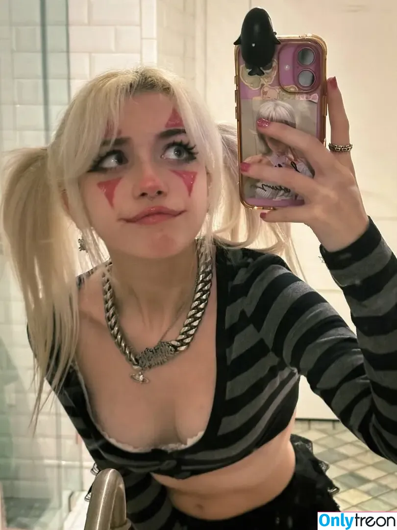 Iluvmeww голая photo #0760 (iluvmey)