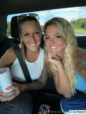 im.over.covid / imovercovid / maylee.covid nude photo #0383